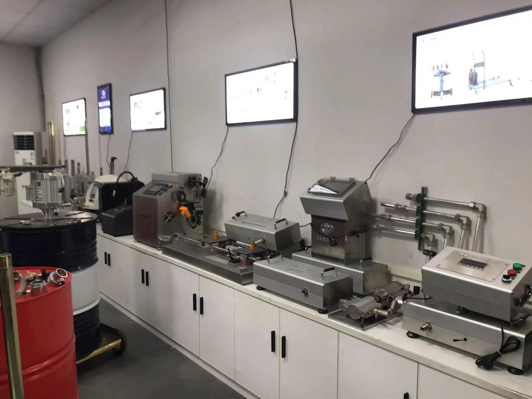 精工智造，守護設(shè)備生命線——佛山市電眼機械科技引領(lǐng)自動潤滑設(shè)備新紀元